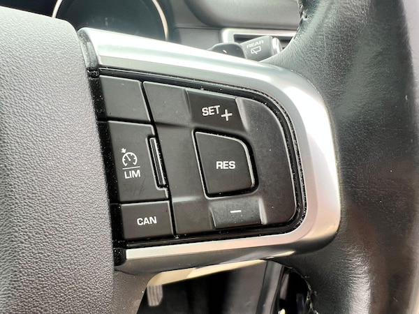 Used Land Rover Discovery Sport 2016 for sale - 76283734: Photo 29