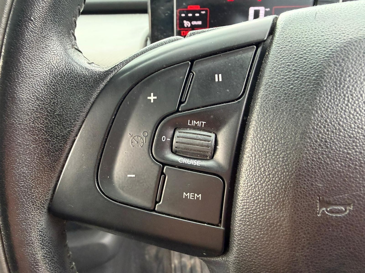 Used Citroen C4 Cactus 2015 for sale - 77120296: Photo 26