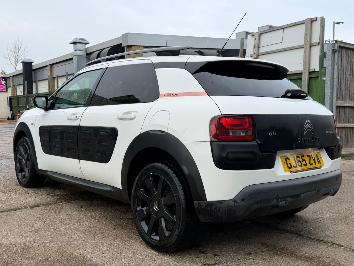 Used Citroen C4 Cactus 2015 for sale - 77120296: Photo 8