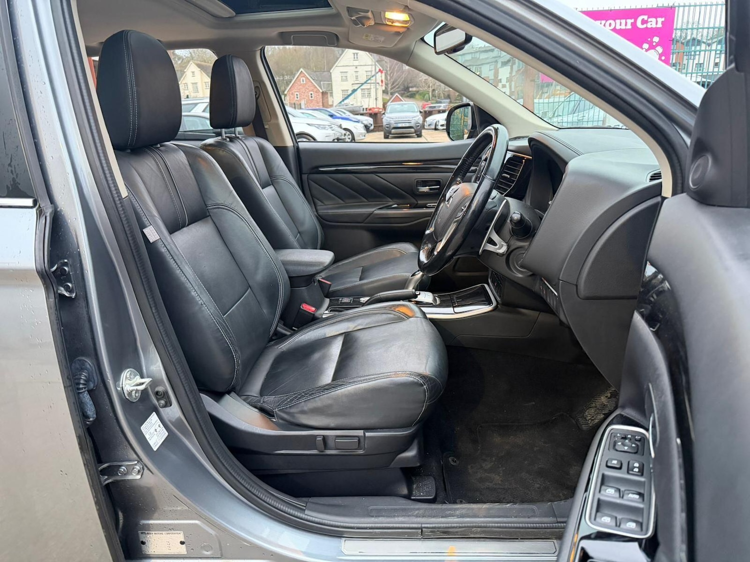 Used Mitsubishi Outlander 2016 for sale - 77040313: Photo 14