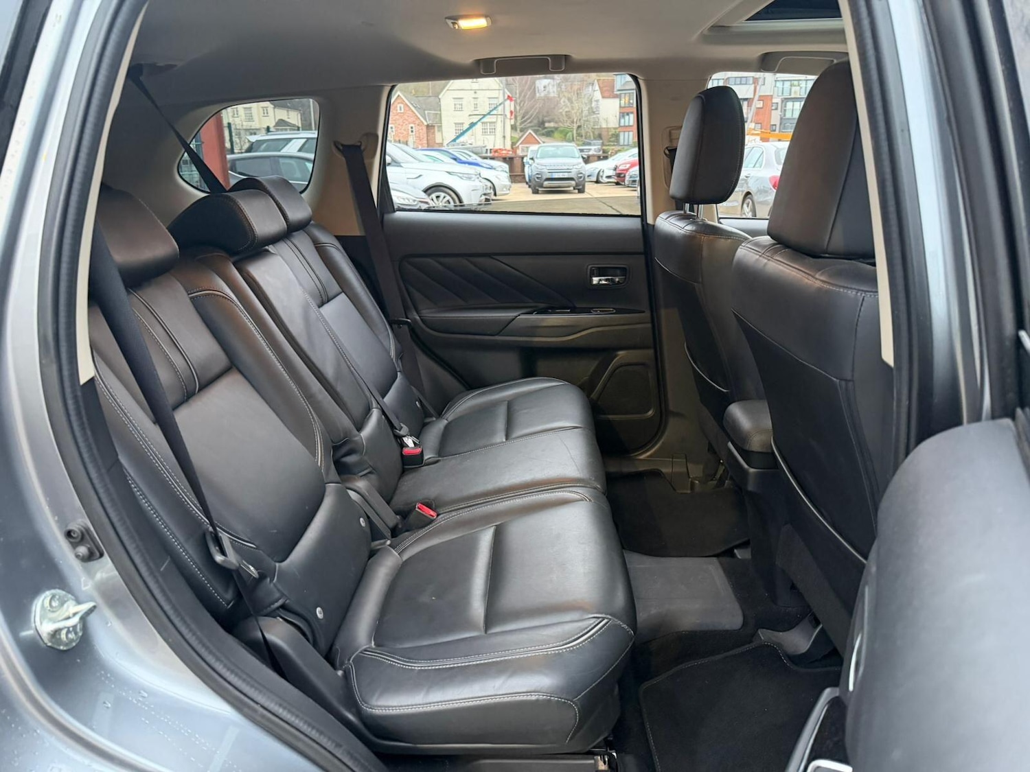 Used Mitsubishi Outlander 2016 for sale - 77040313: Photo 17