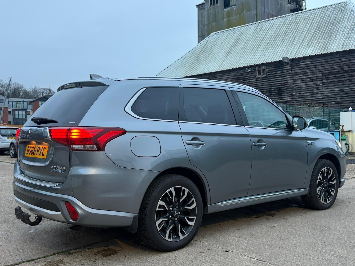 Used Mitsubishi Outlander 2016 for sale - 77040313: Photo 5