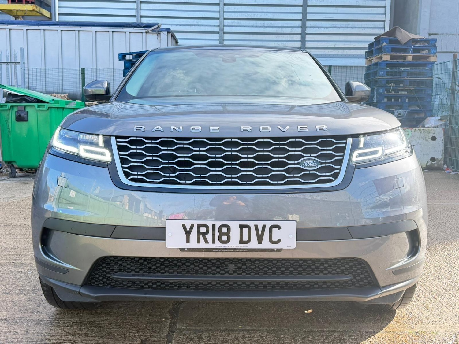 Used Land Rover Range Rover Velar 2018 for sale - 77573959: Photo 2