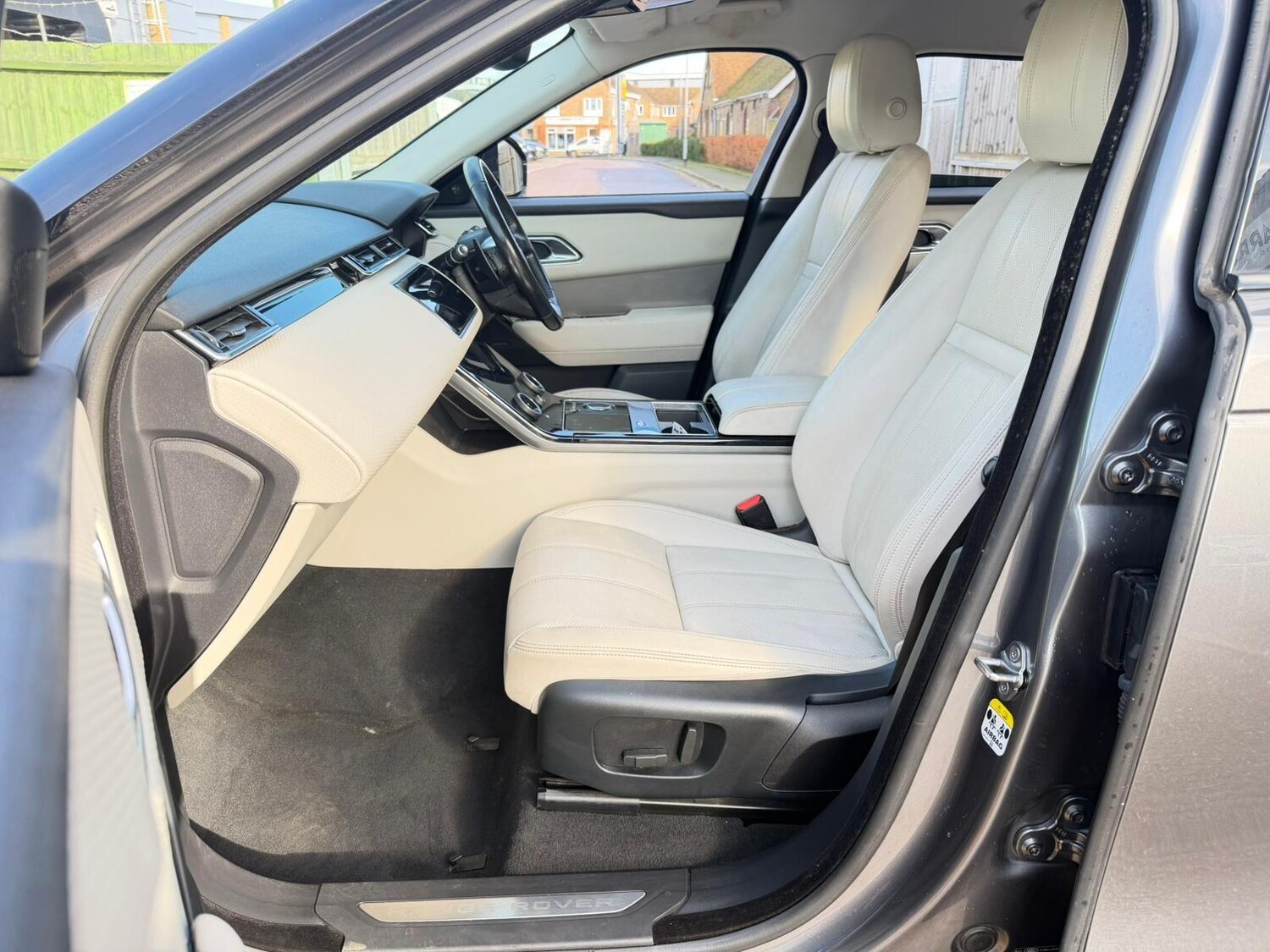 Used Land Rover Range Rover Velar 2018 for sale - 77573959: Photo 27