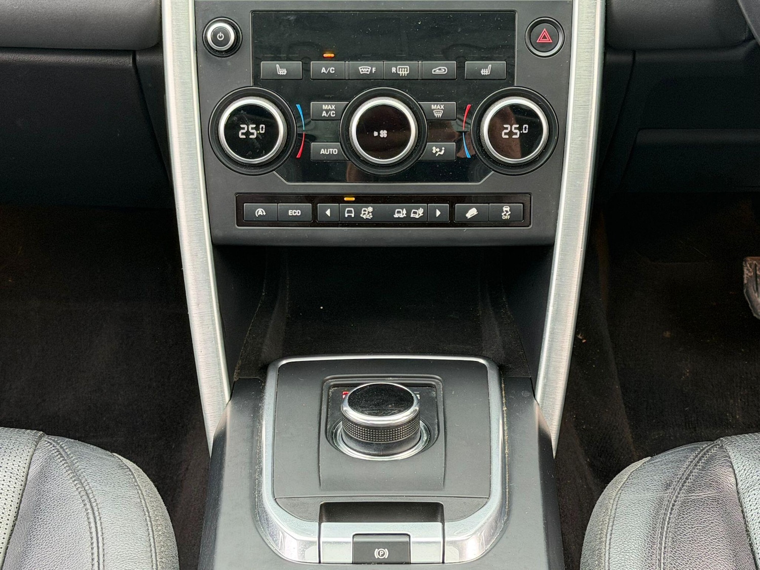 Used Land Rover Discovery Sport 2017 for sale - 77387333: Photo 12