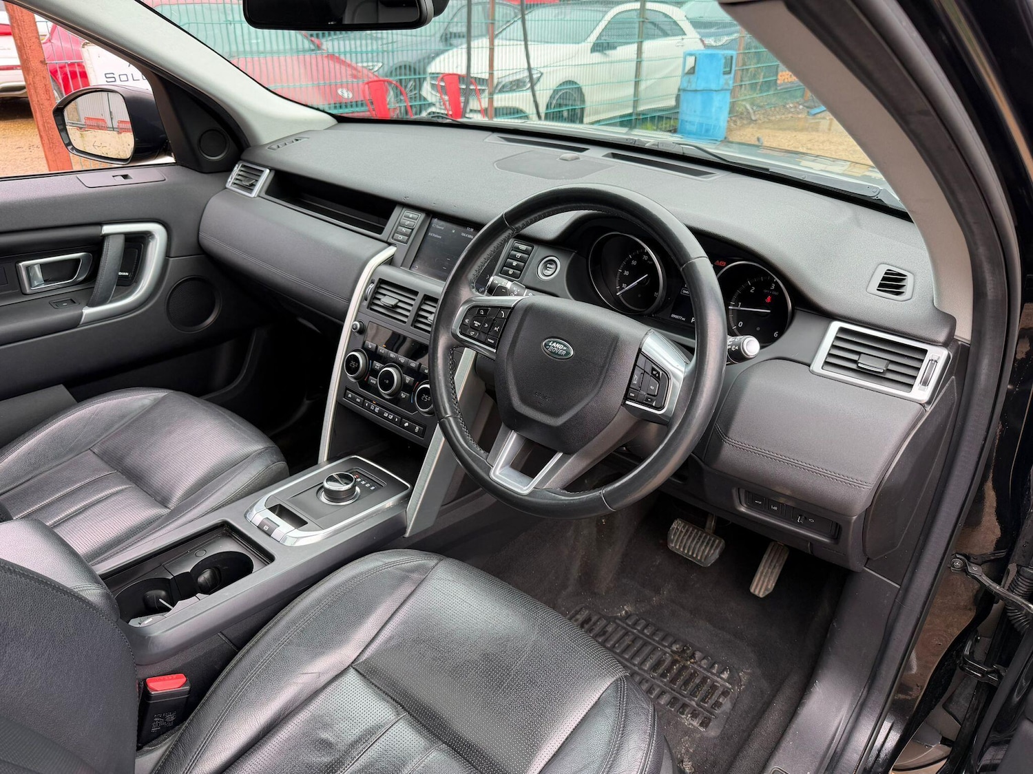 Used Land Rover Discovery Sport 2017 for sale - 77387333: Photo 17