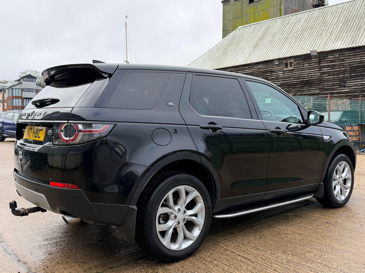 Used Land Rover Discovery Sport 2017 for sale - 77387333: Photo 6