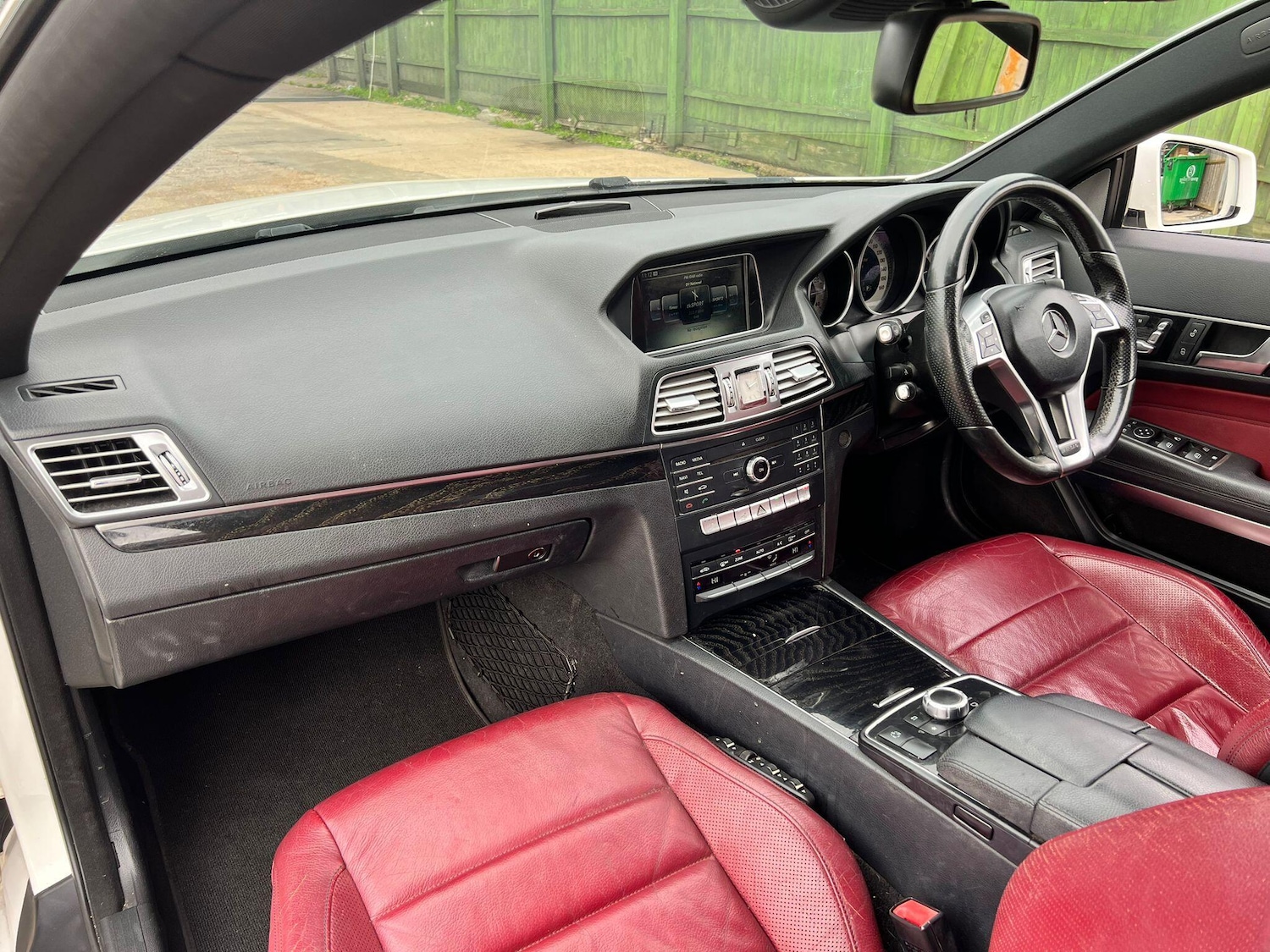 Used Mercedes-Benz E Class 2015 for sale - 76361184: Photo 17