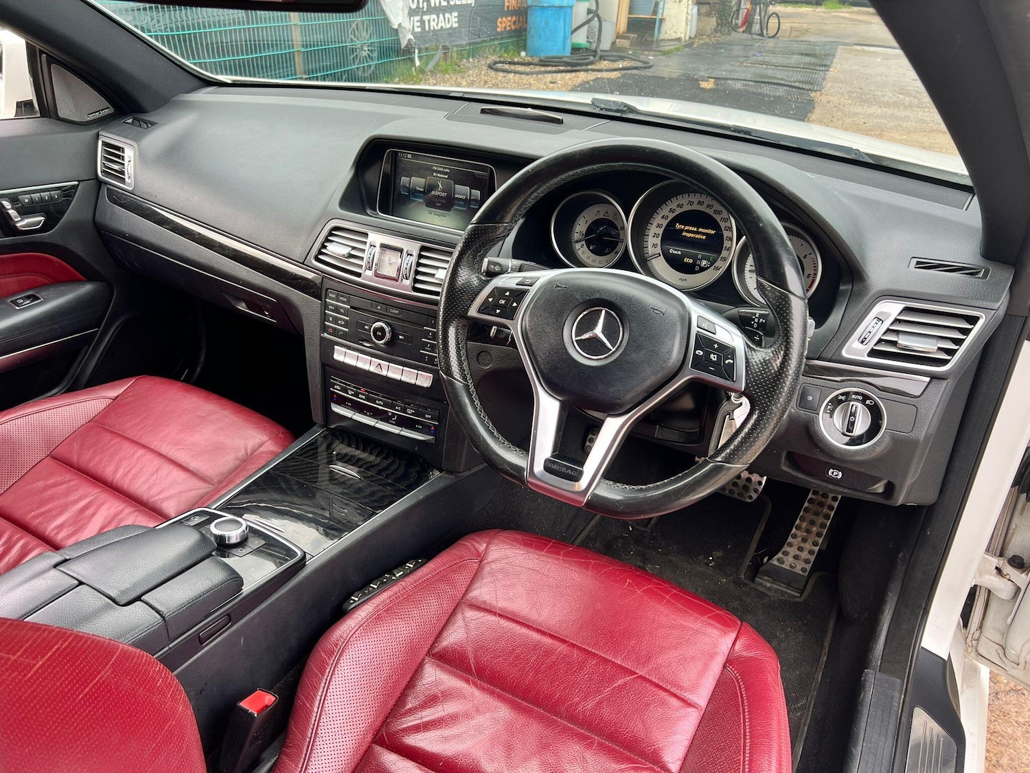 Used Mercedes-Benz E Class 2015 for sale - 76361184: Photo 7