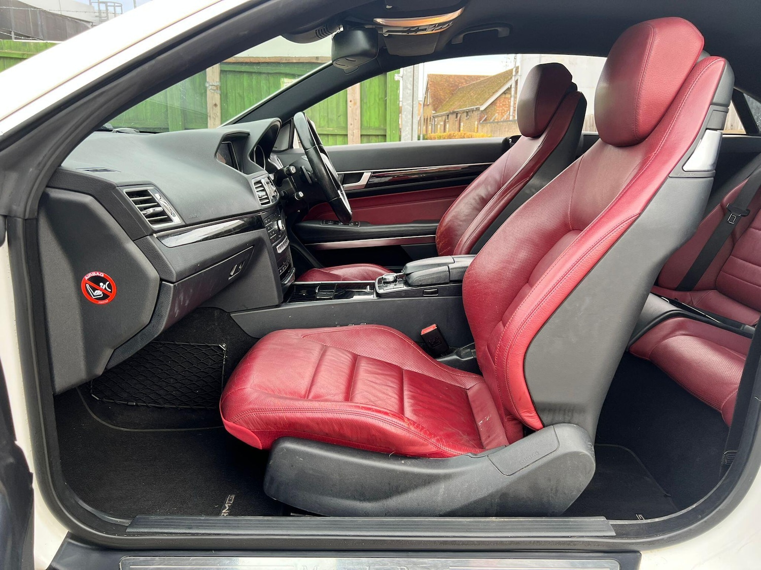 Used Mercedes-Benz E Class 2015 for sale - 76361184: Photo 9