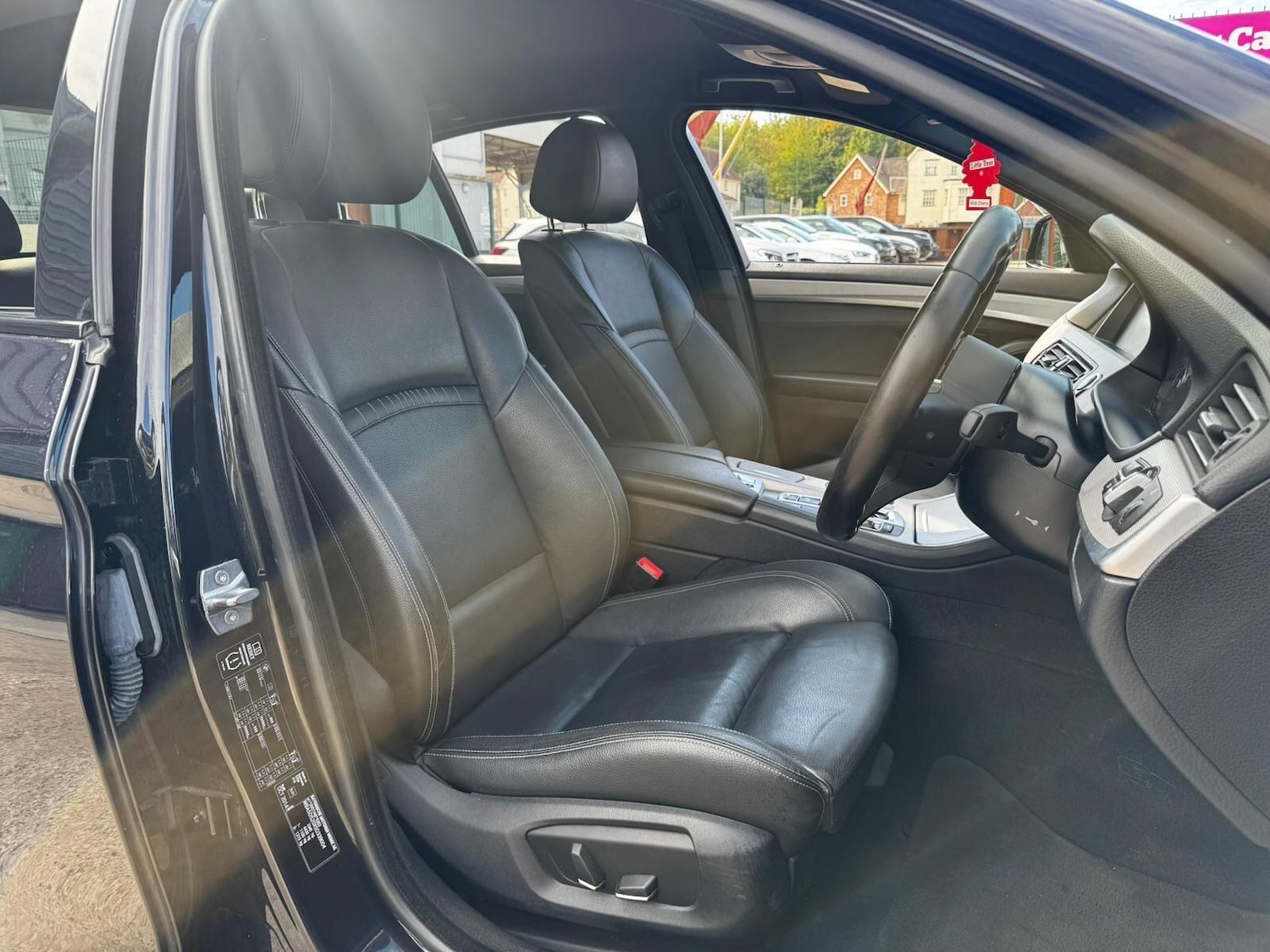 Used BMW 5 Series 2014 for sale - 76657671: Photo 15