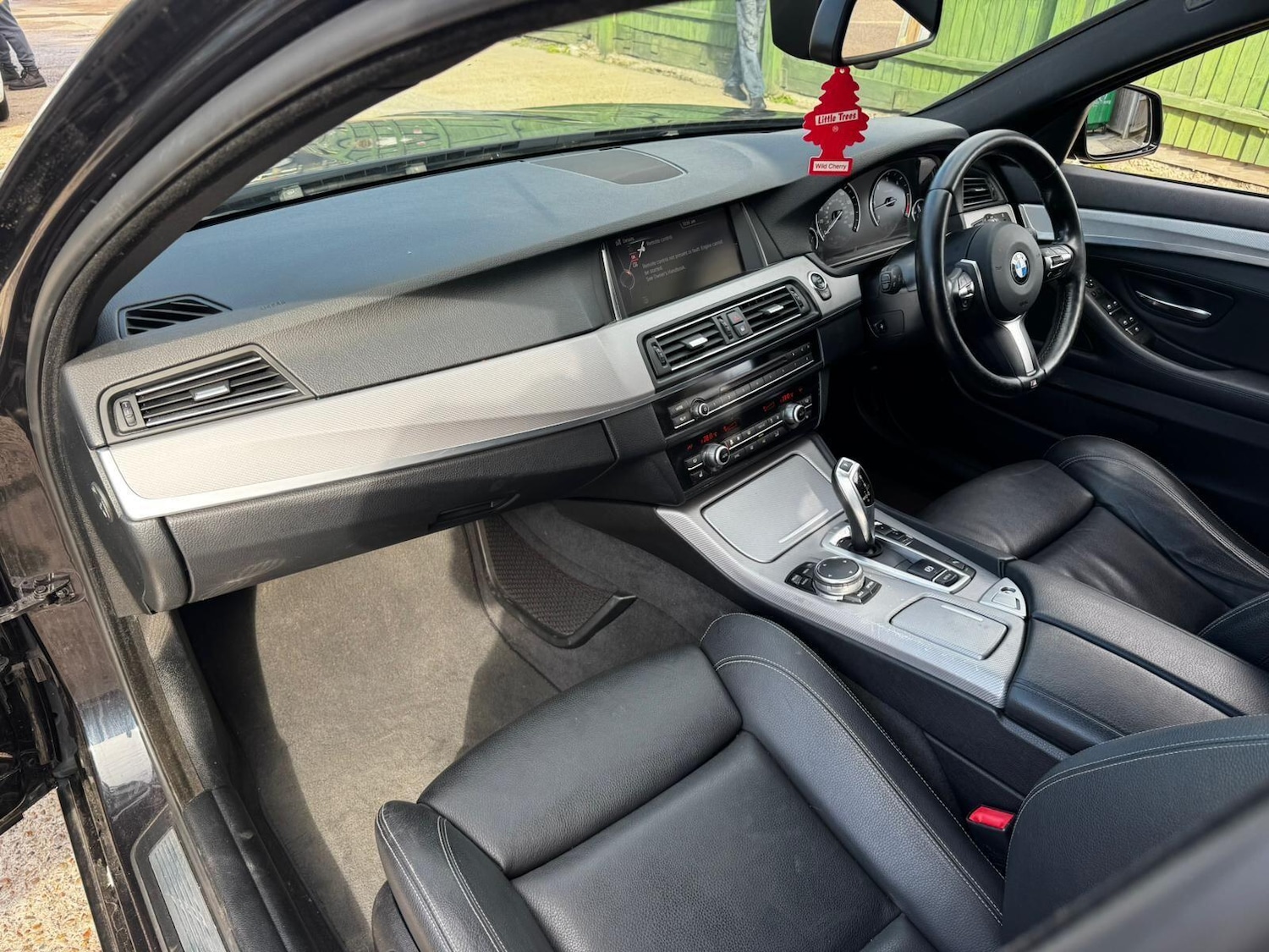 Used BMW 5 Series 2014 for sale - 76657671: Photo 24