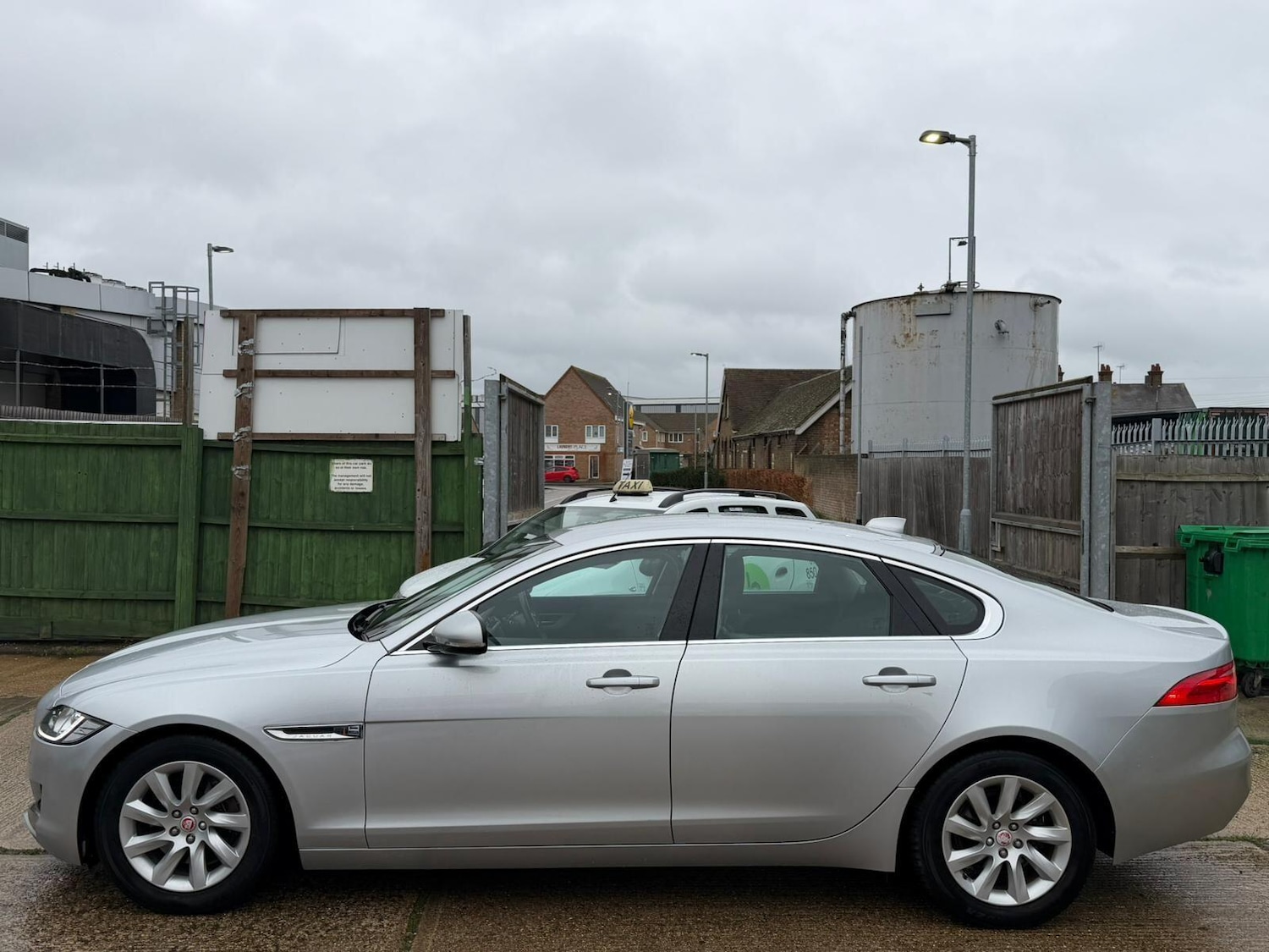 Used Jaguar XF 2015 for sale - 76824311: Photo 10