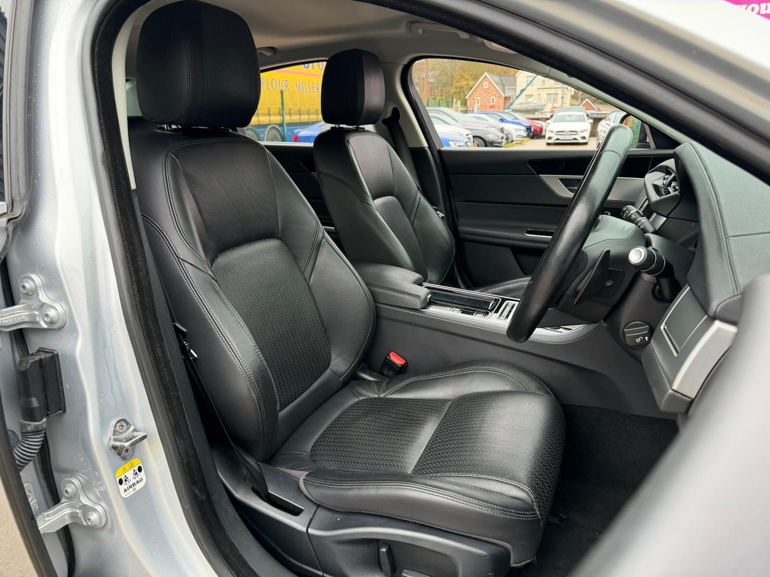 Used Jaguar XF 2015 for sale - 76824311: Photo 15