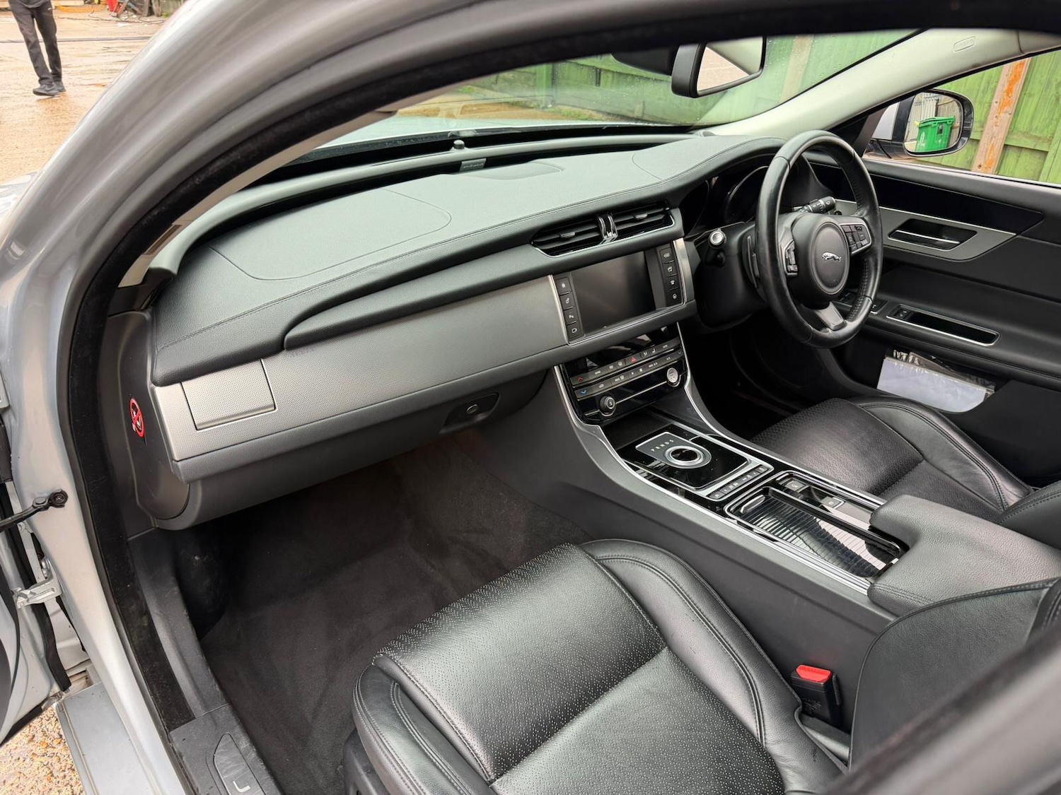 Used Jaguar XF 2015 for sale - 76824311: Photo 25