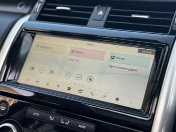Used Land Rover Discovery 2018 for sale - 74934986: Photo