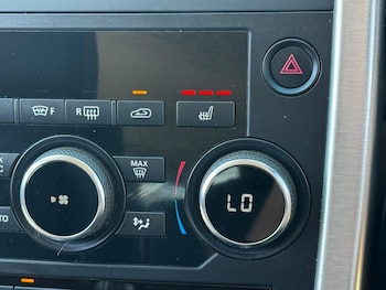 Used Land Rover Discovery Sport 2018 for sale - 79553595: Photo