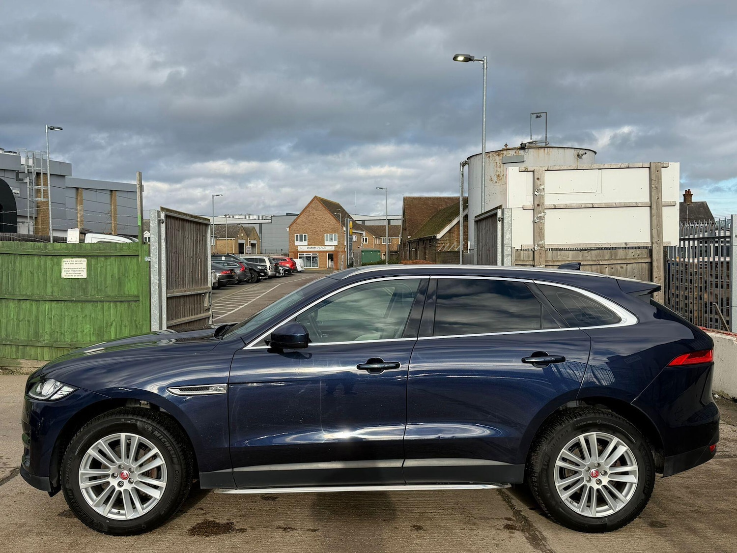 Used Jaguar F-Pace 2017 for sale - 77267394: Photo 10