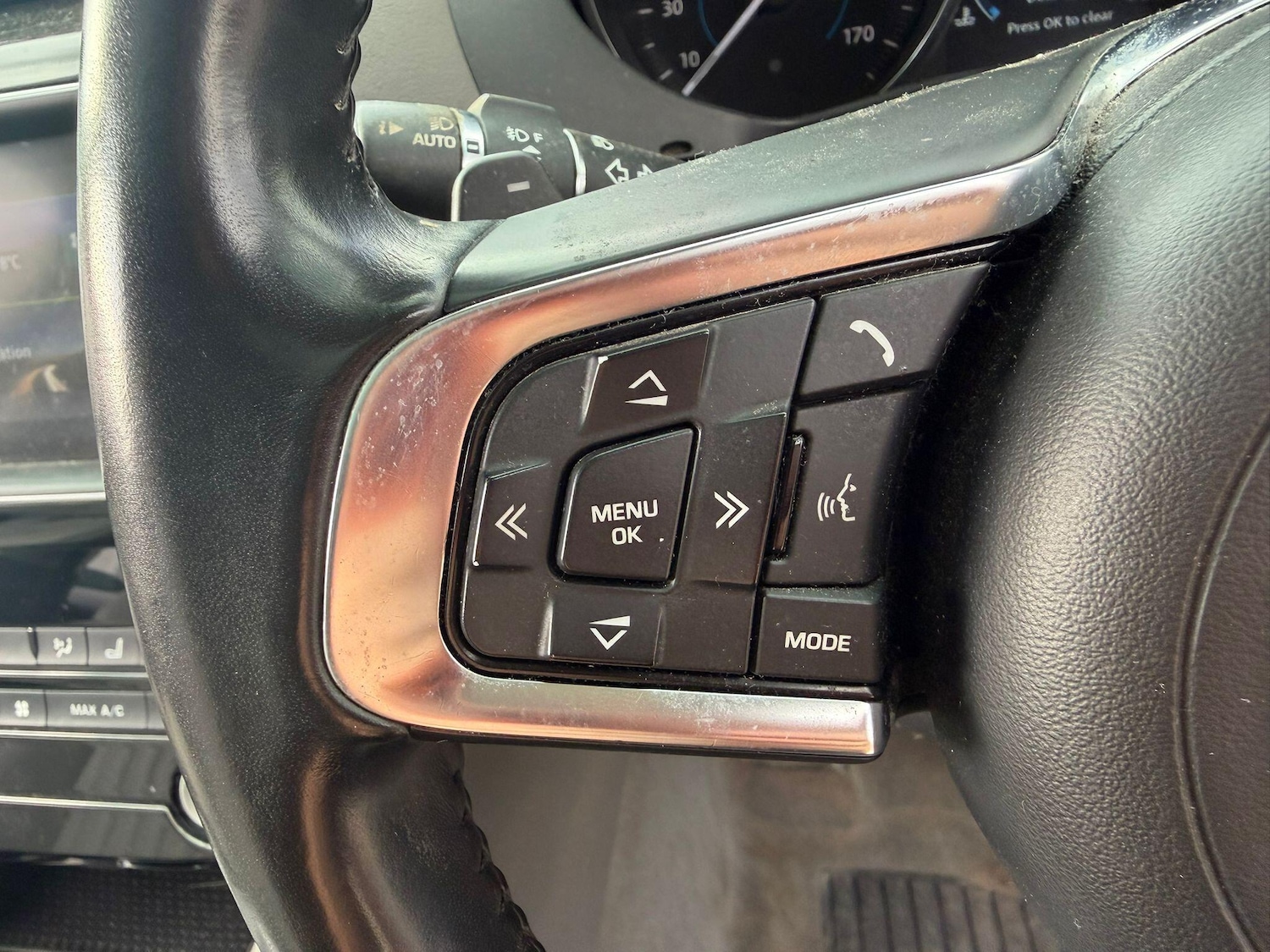 Used Jaguar F-Pace 2017 for sale - 77267394: Photo 28