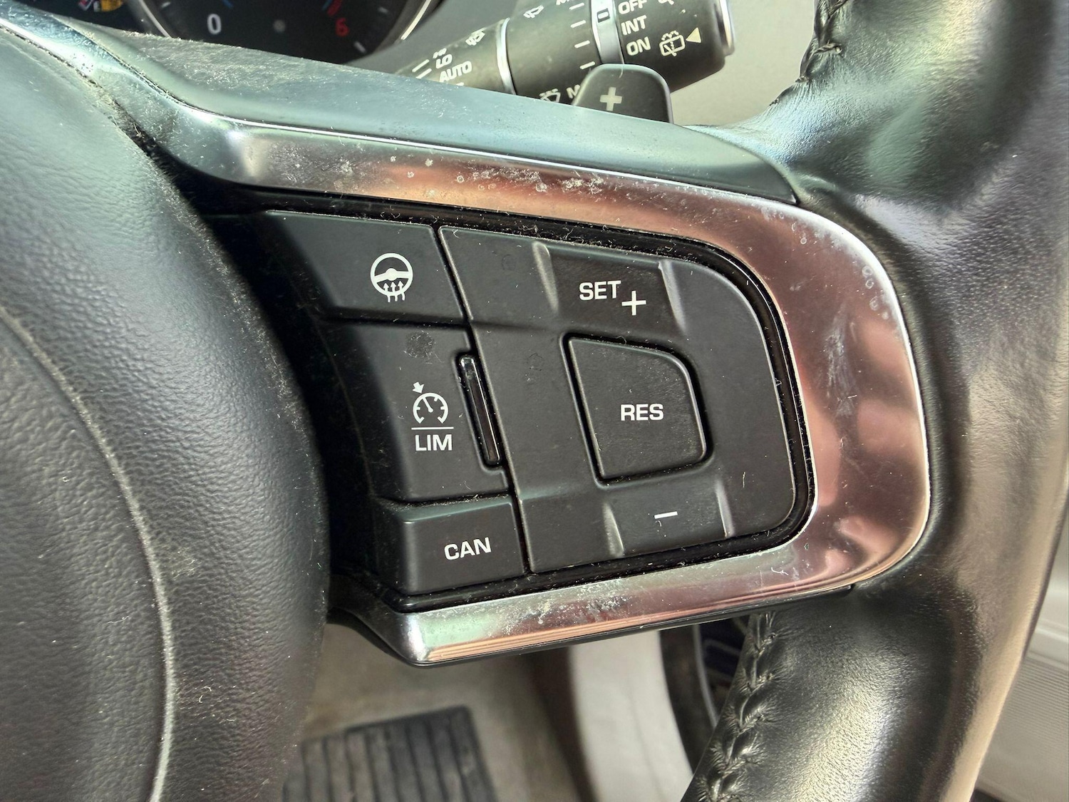 Used Jaguar F-Pace 2017 for sale - 77267394: Photo 29