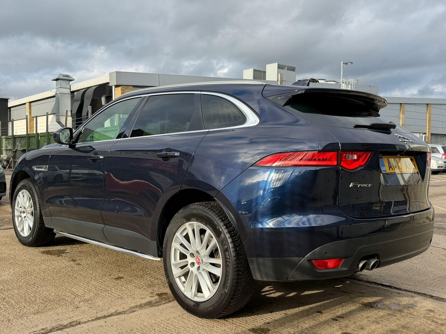Used Jaguar F-Pace 2017 for sale - 77267394: Photo 8