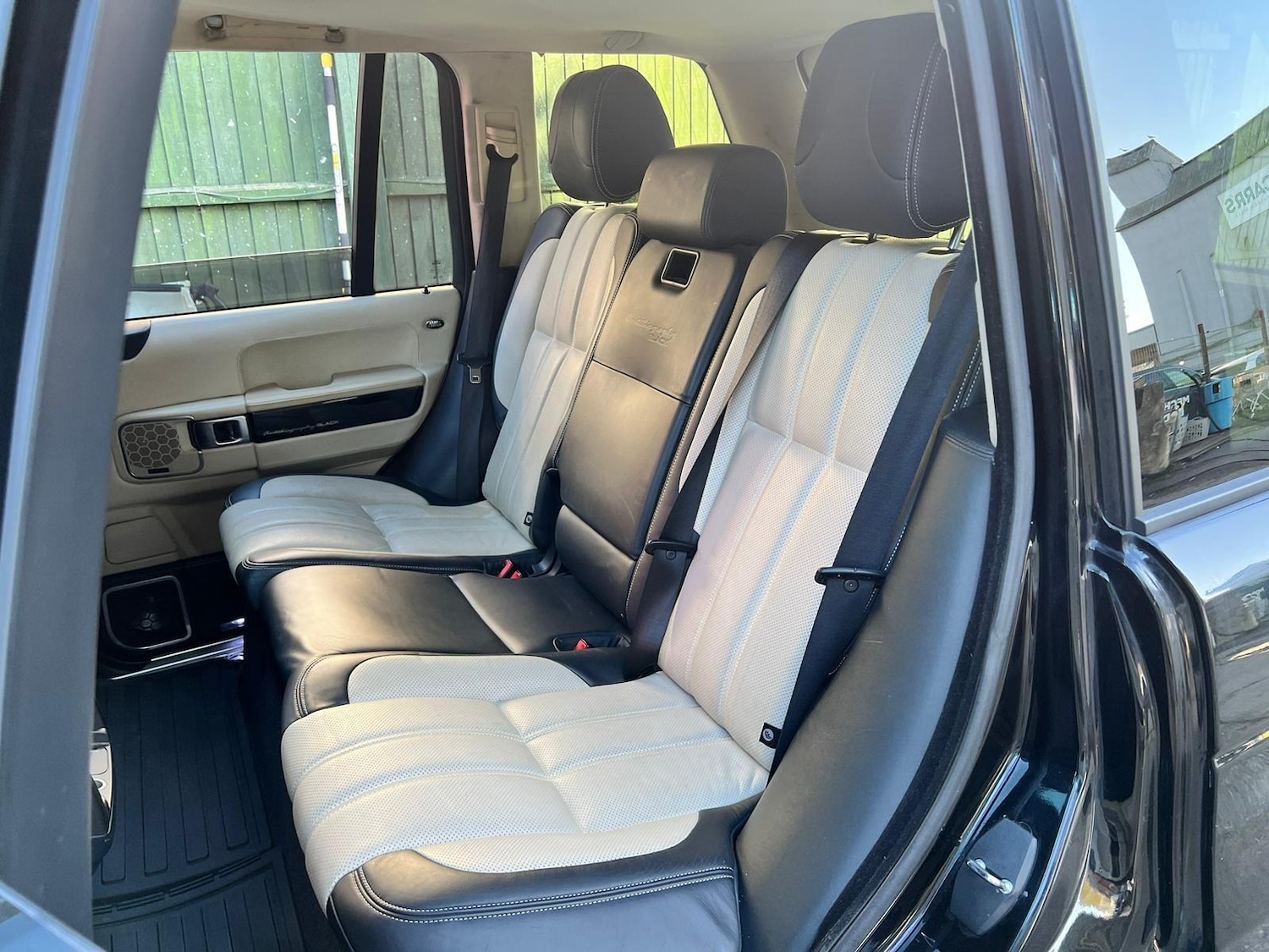 Vehicle 29