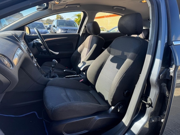 Used Ford Mondeo 2008 for sale - 76200779: Photo 19