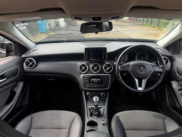 Used Mercedes-Benz A-Class 2015 for sale - 75719725: Photo 23
