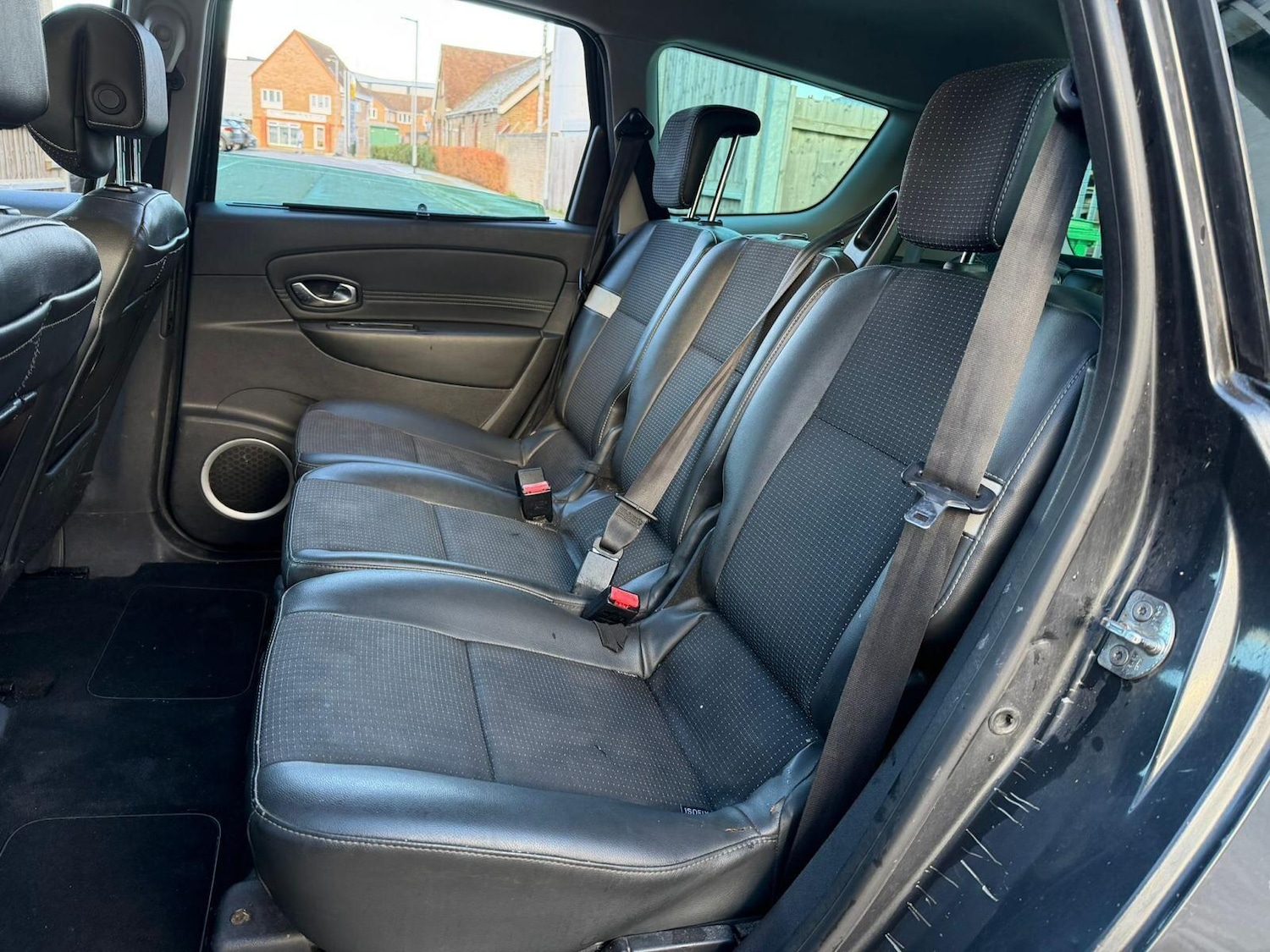 Used Renault Grand Scenic 2011 for sale - 77344815: Photo 17