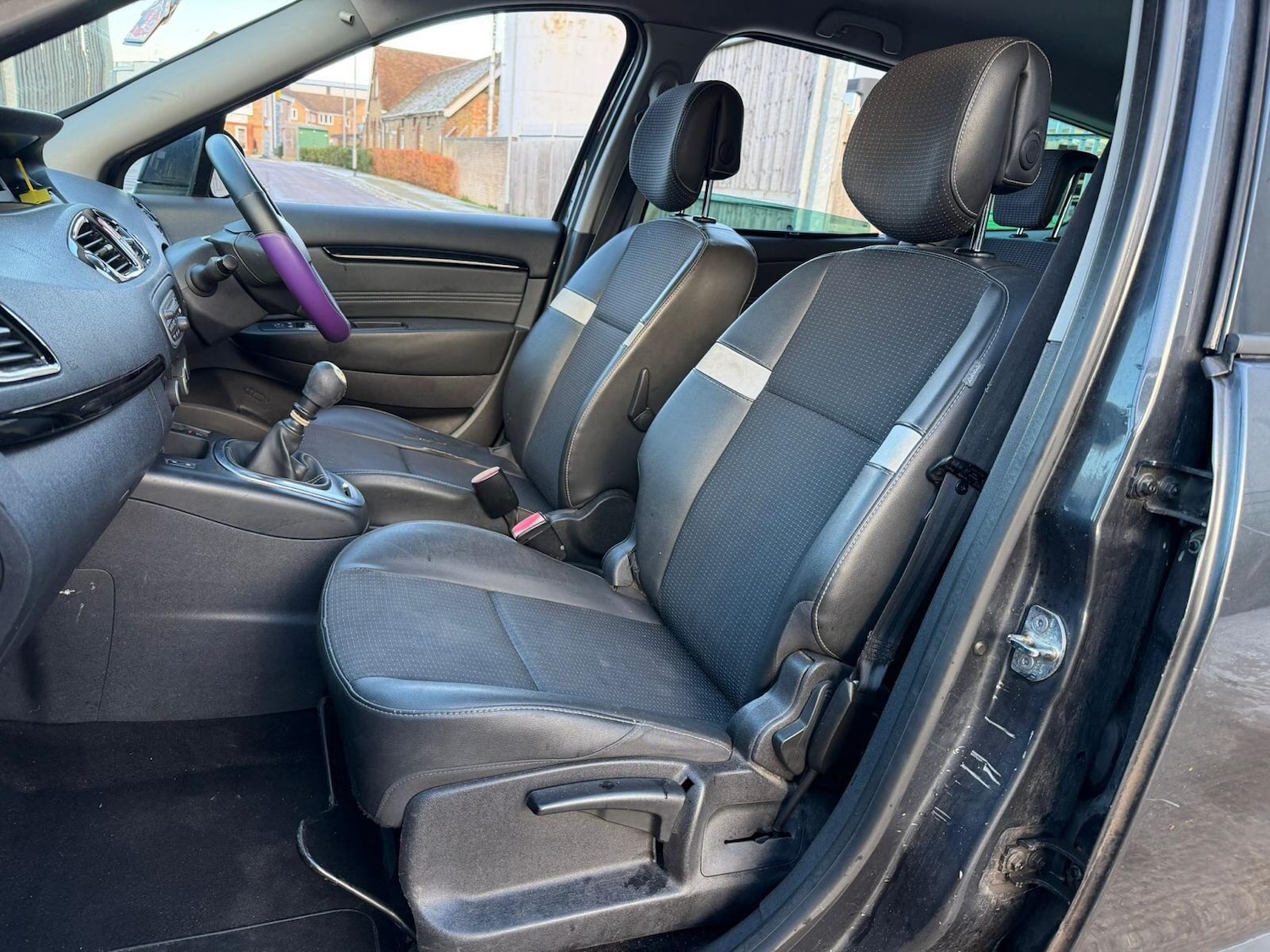 Used Renault Grand Scenic 2011 for sale - 77344815: Photo 20