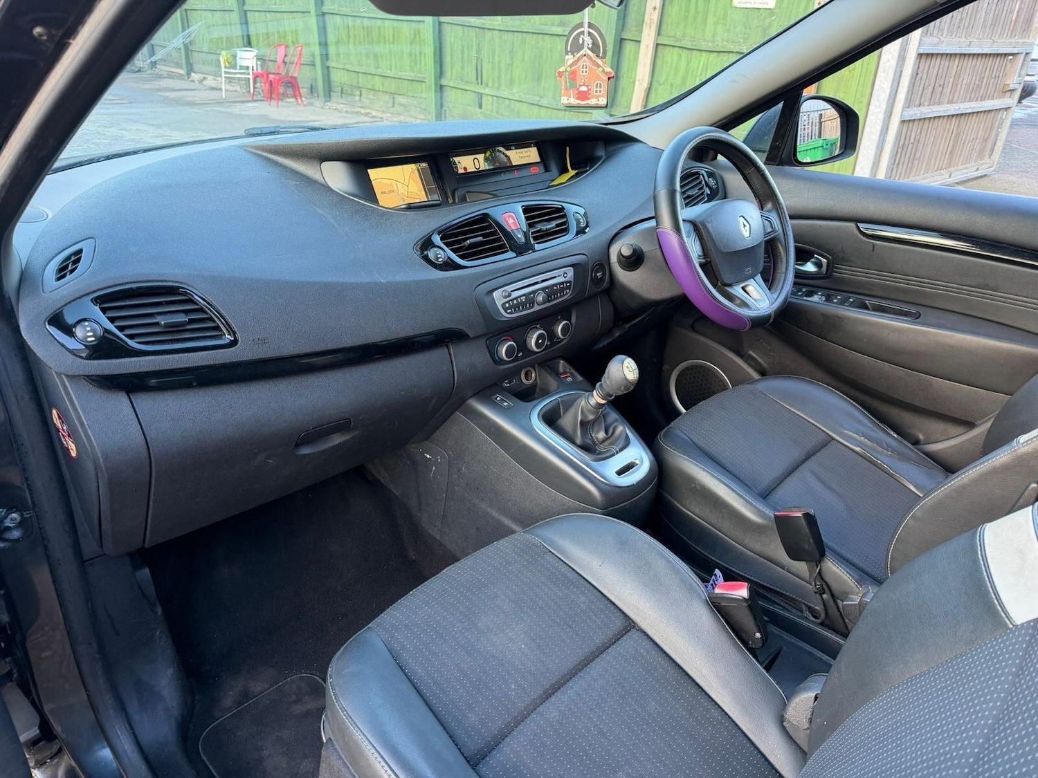 Used Renault Grand Scenic 2011 for sale - 77344815: Photo 21