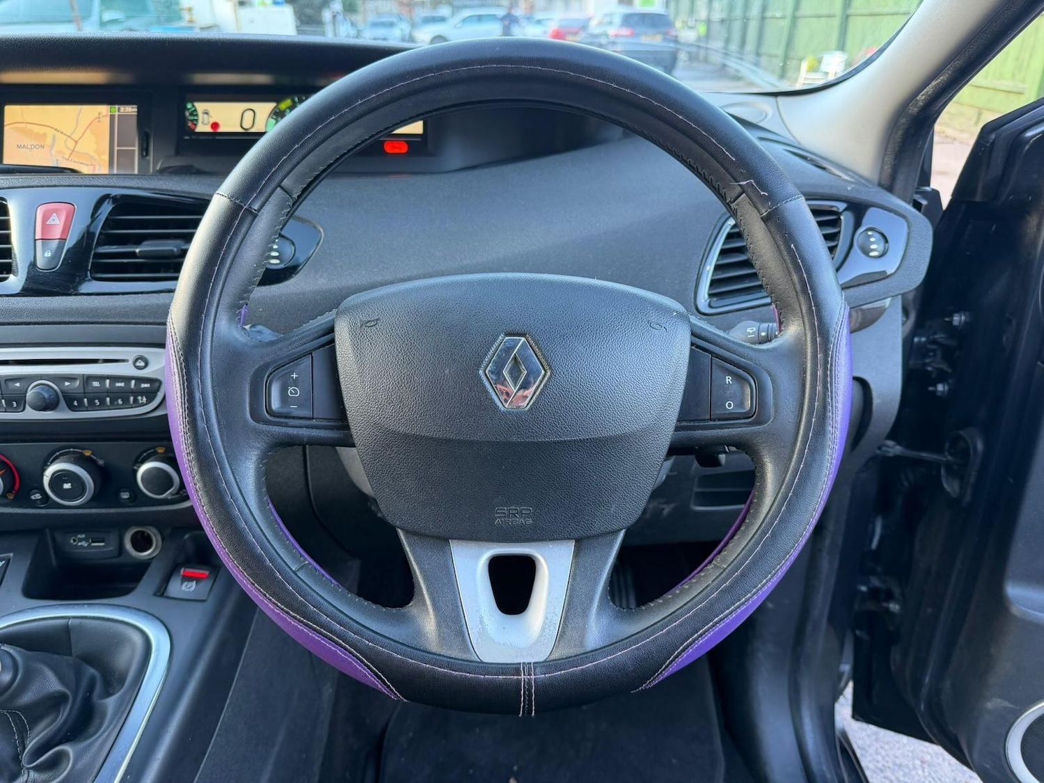 Used Renault Grand Scenic 2011 for sale - 77344815: Photo 24