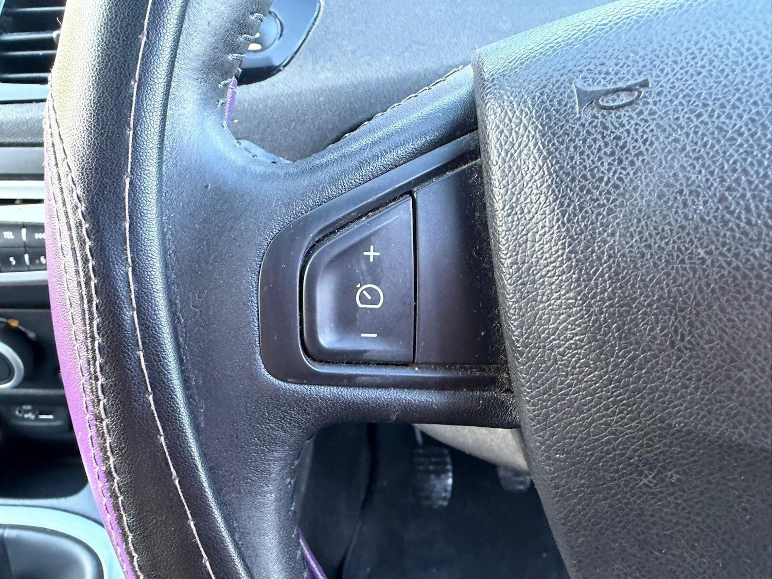 Used Renault Grand Scenic 2011 for sale - 77344815: Photo 25