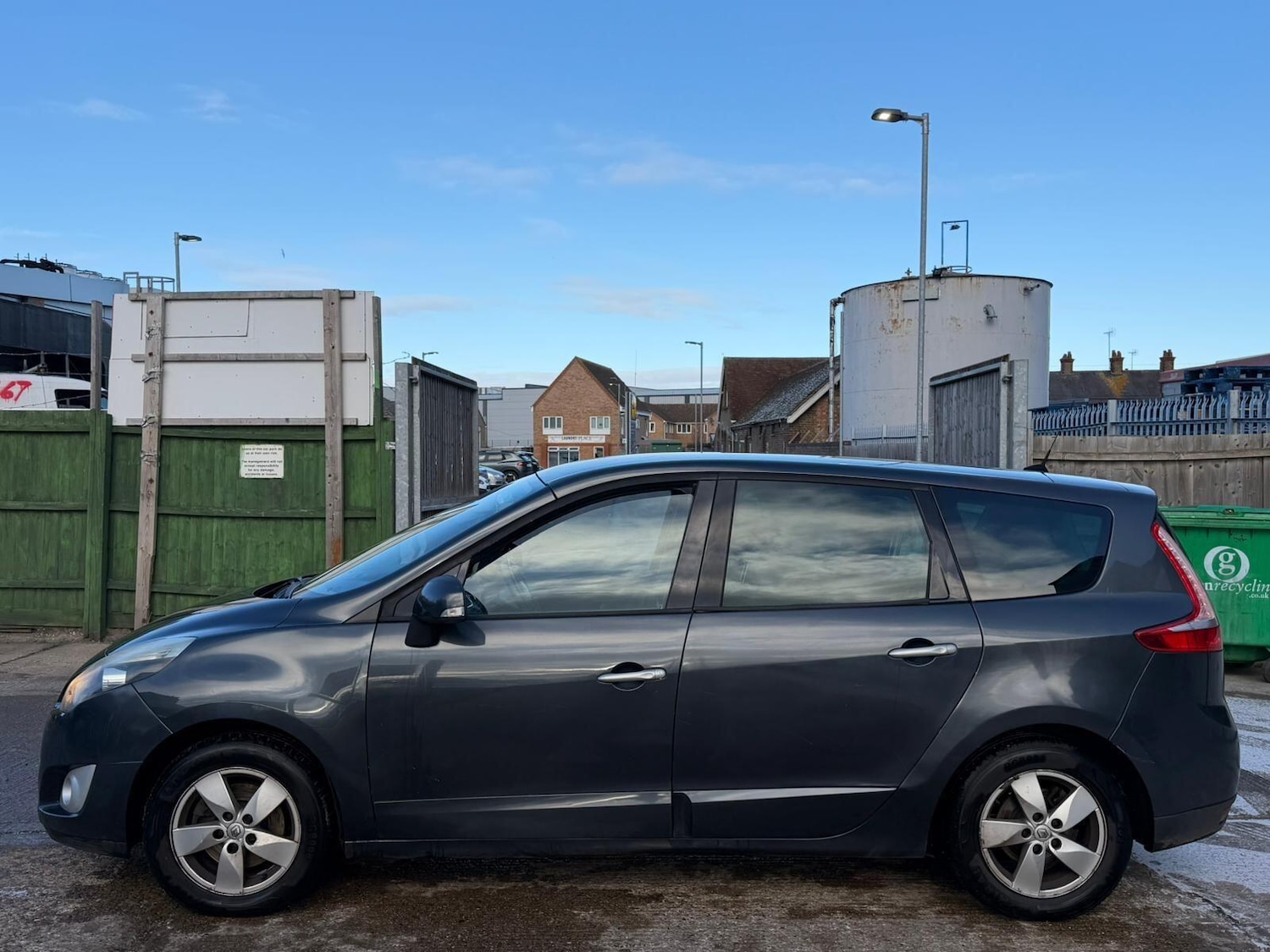 Used Renault Grand Scenic 2011 for sale - 77344815: Photo 6