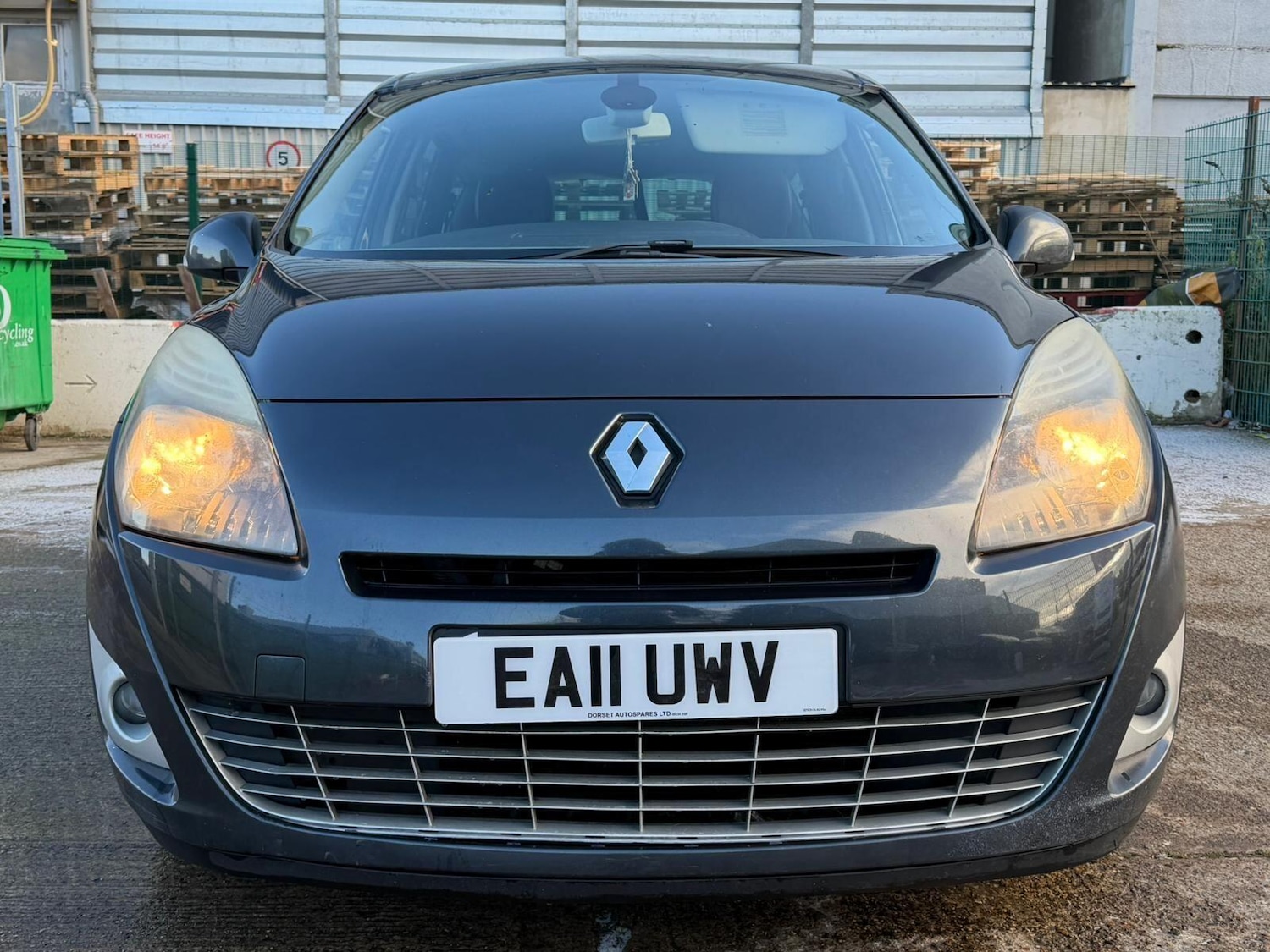 Used Renault Grand Scenic 2011 for sale - 77344815: Photo 9