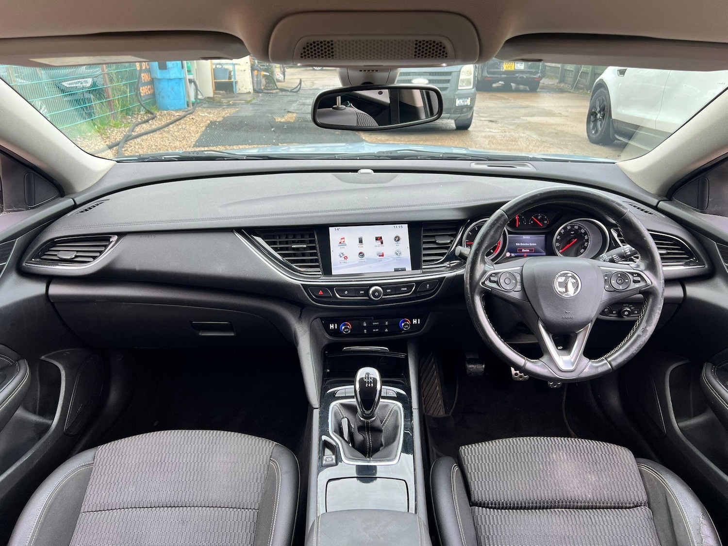 Used Vauxhall Insignia 2018 for sale - 76431831: Photo 25