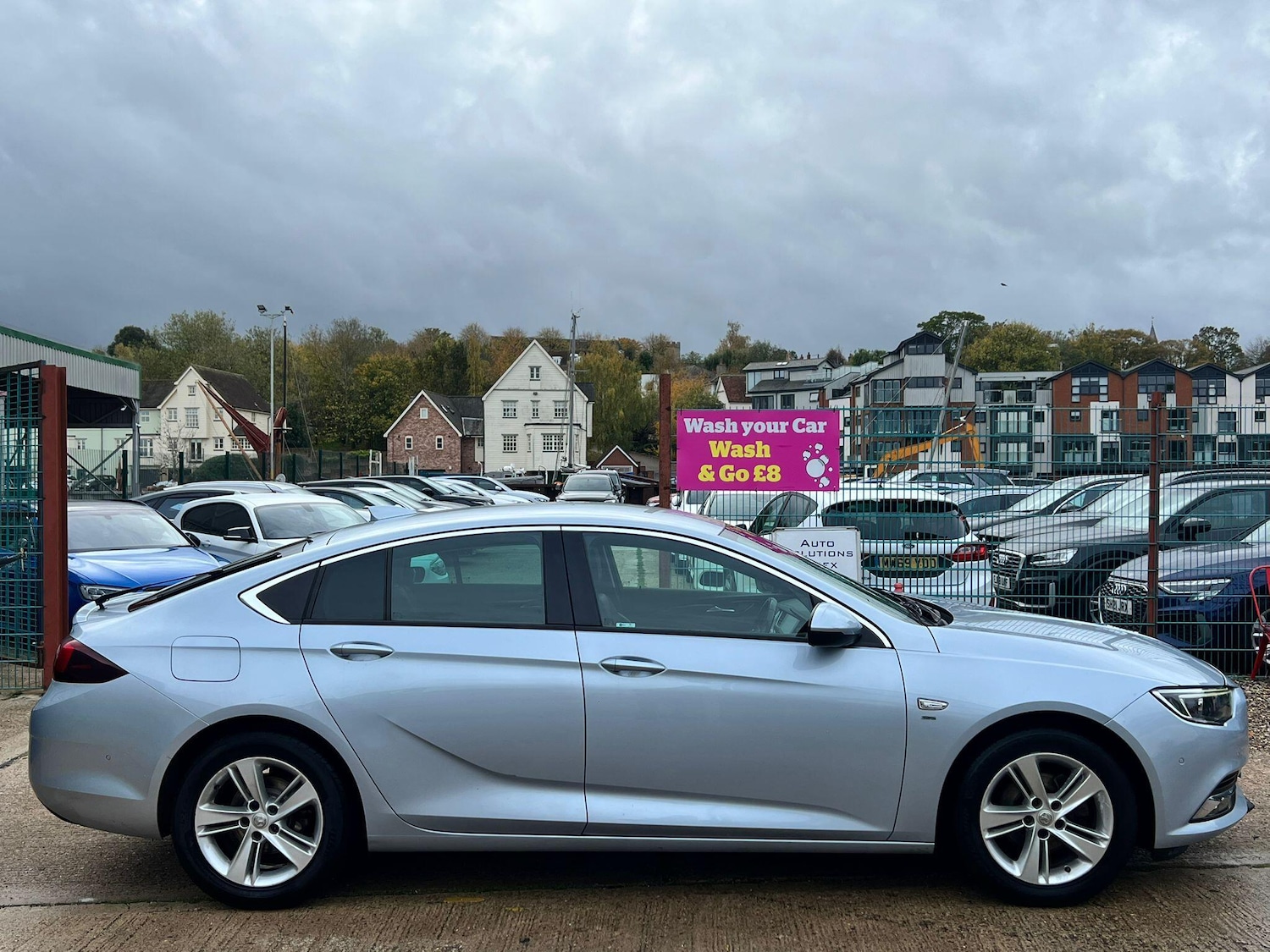 Used Vauxhall Insignia 2018 for sale - 76431831: Photo 3