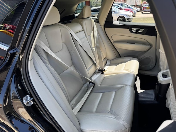 Used Volvo XC60 2018 for sale - 75103160: Photo 15