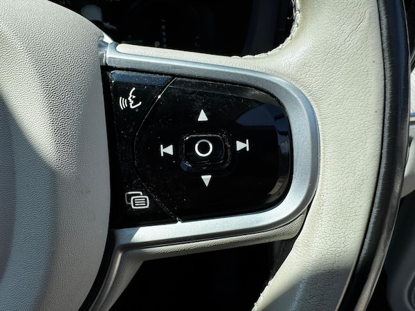 Used Volvo XC60 2018 for sale - 75103160: Photo 28