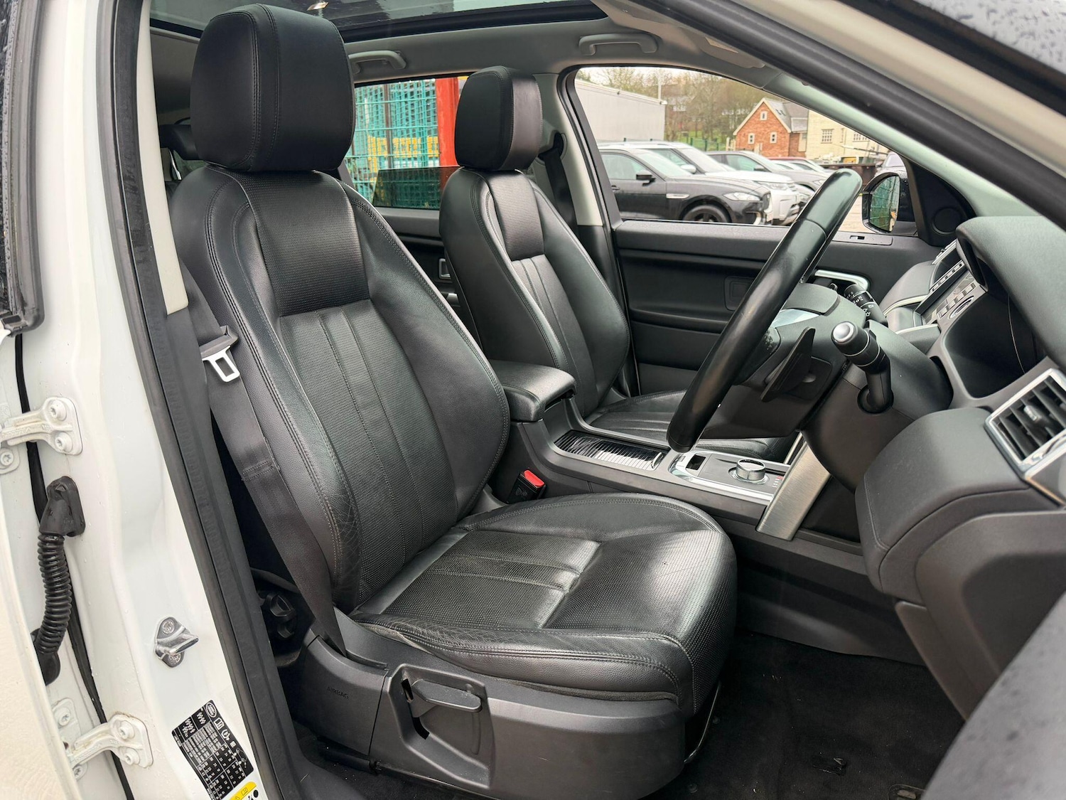 Used Land Rover Discovery Sport 2015 for sale - 77425854: Photo 15