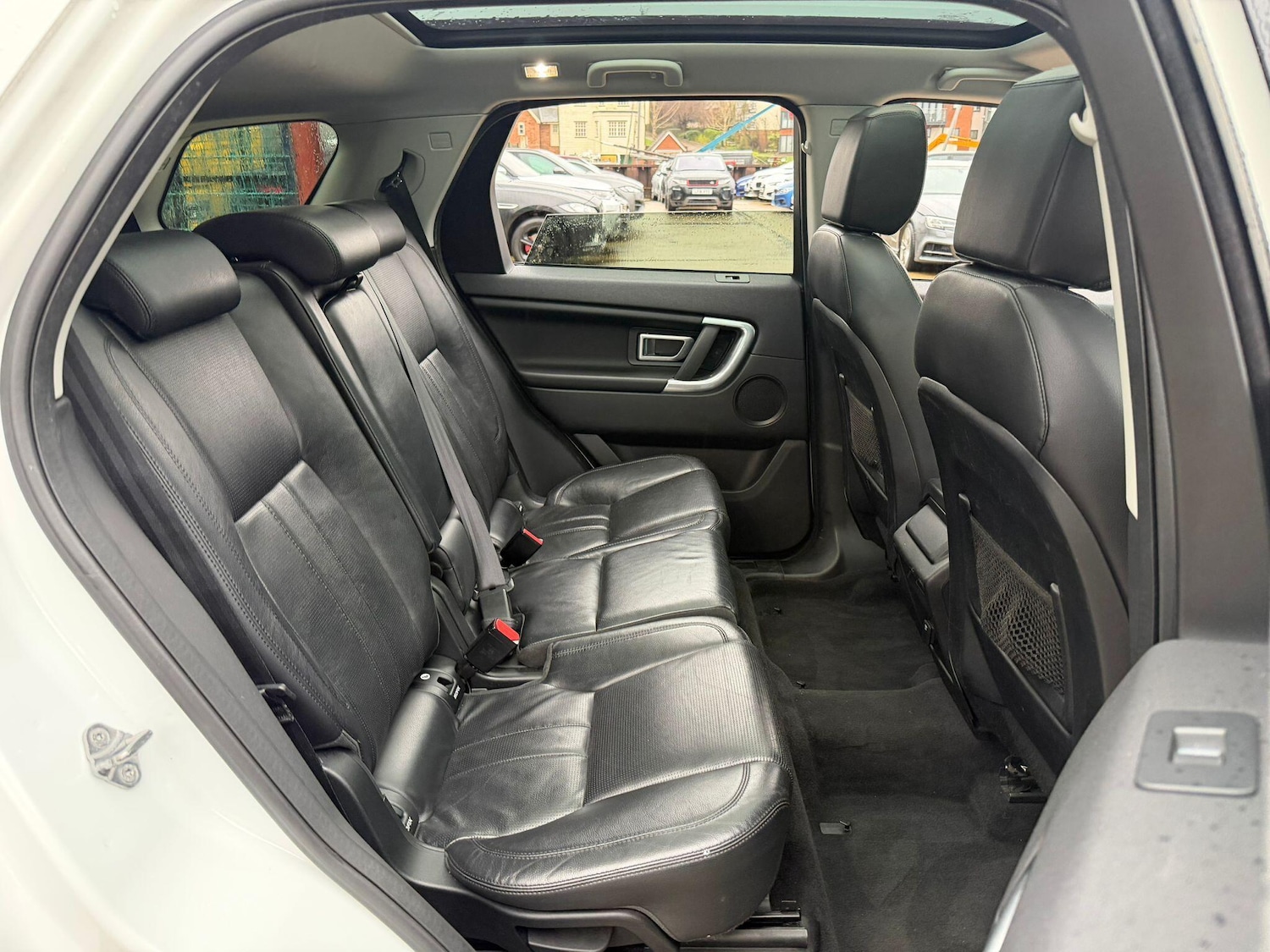 Used Land Rover Discovery Sport 2015 for sale - 77425854: Photo 16