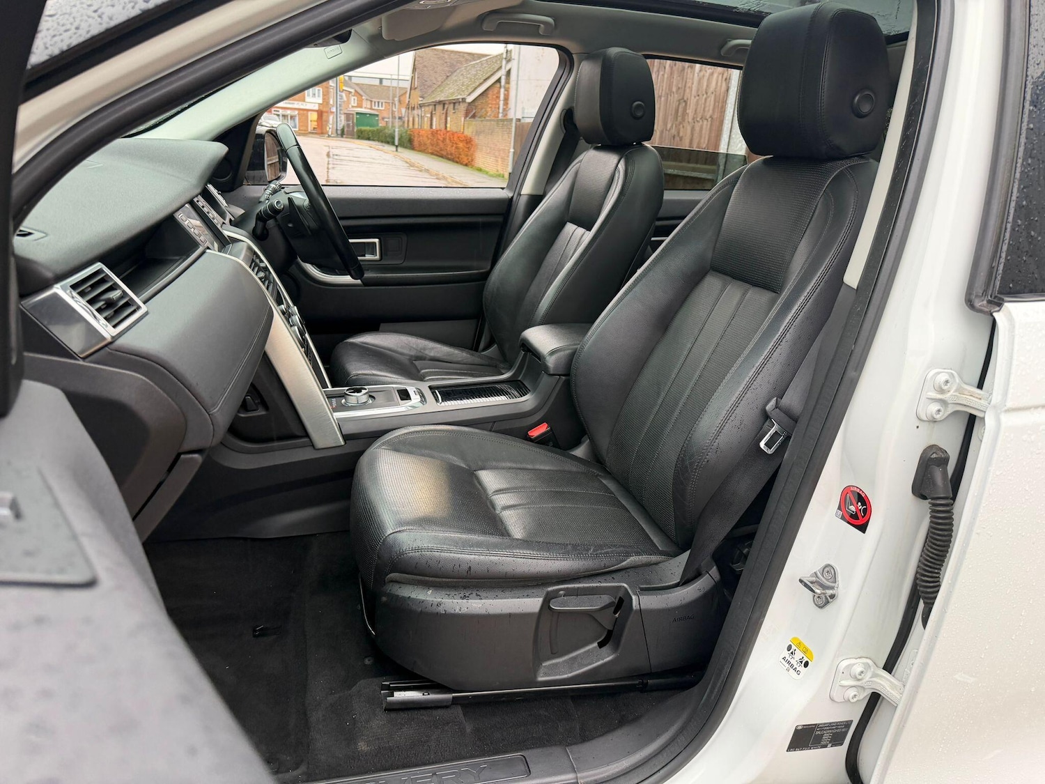 Used Land Rover Discovery Sport 2015 for sale - 77425854: Photo 29