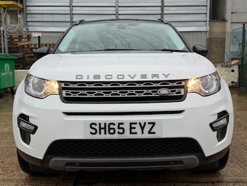 Used Land Rover Discovery Sport 2015 for sale - 77425854: Photo