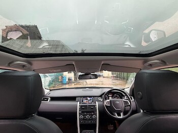 Used Land Rover Discovery Sport 2015 for sale - 77425854: Photo