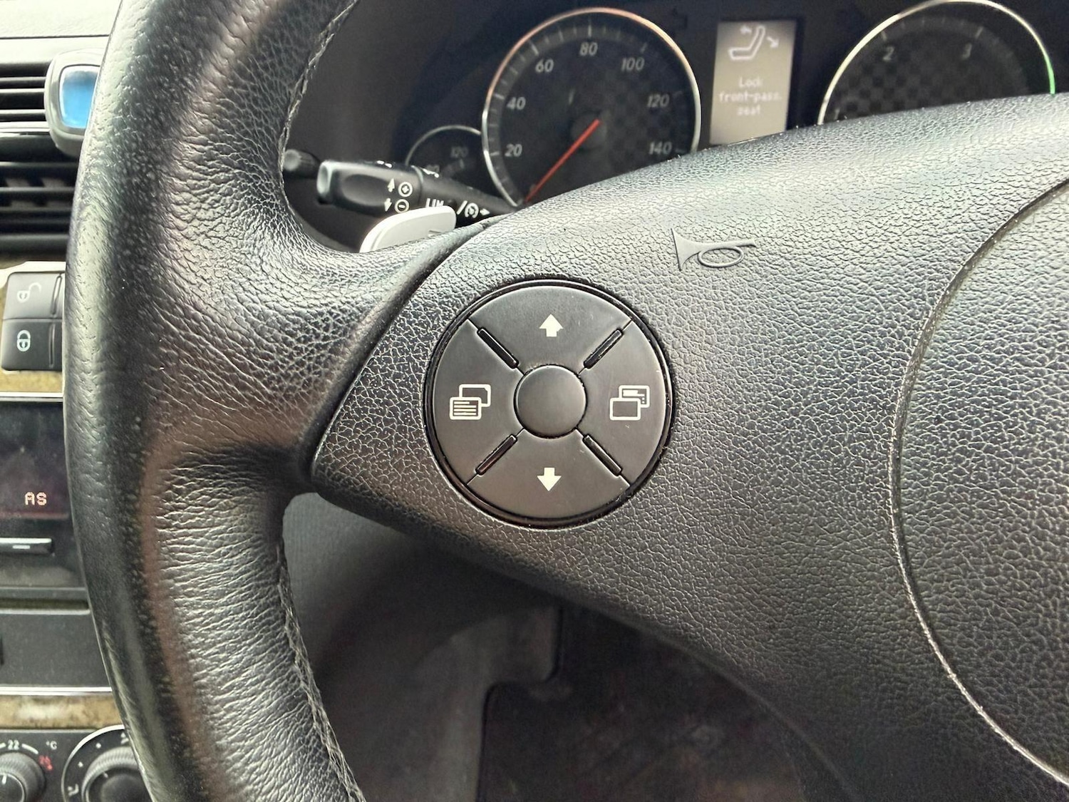 Used Mercedes-Benz CLC Class 2008 for sale - 77175024: Photo 18