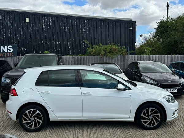 Used Volkswagen Golf 2019 for sale - 74584612: Photo 3