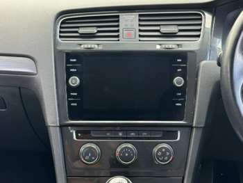 Used Volkswagen Golf 2019 for sale - 74584612: Photo
