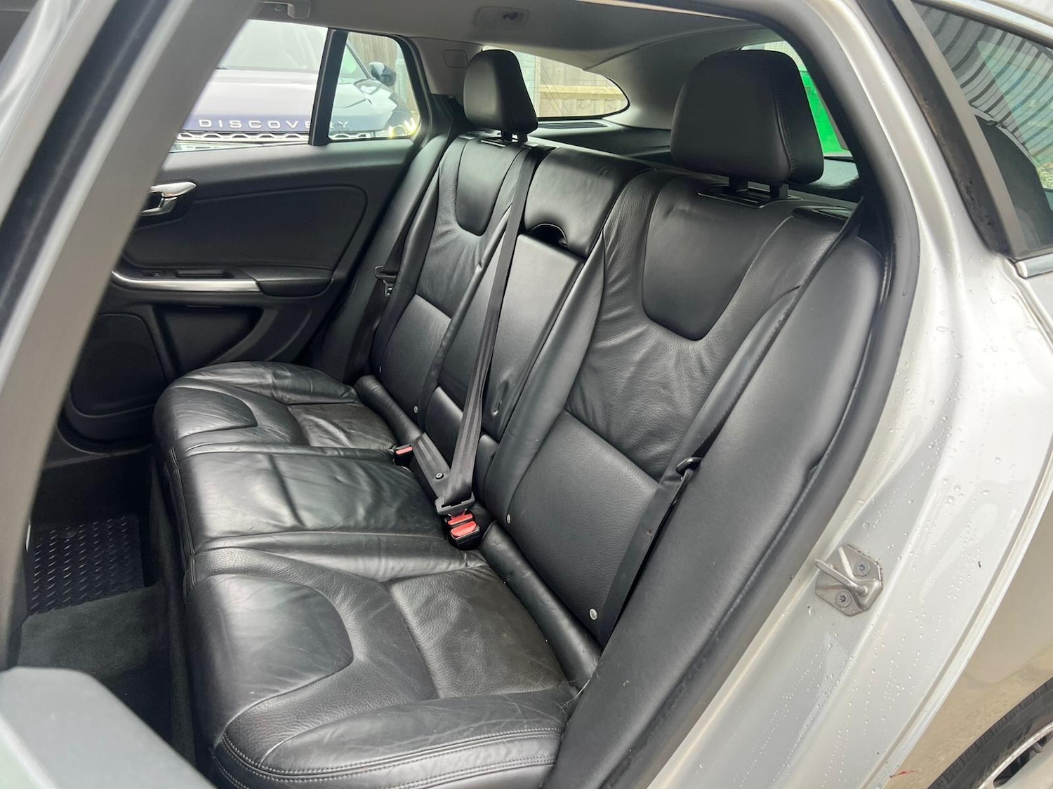 Used Volvo V60 2013 for sale - 76997263: Photo 18