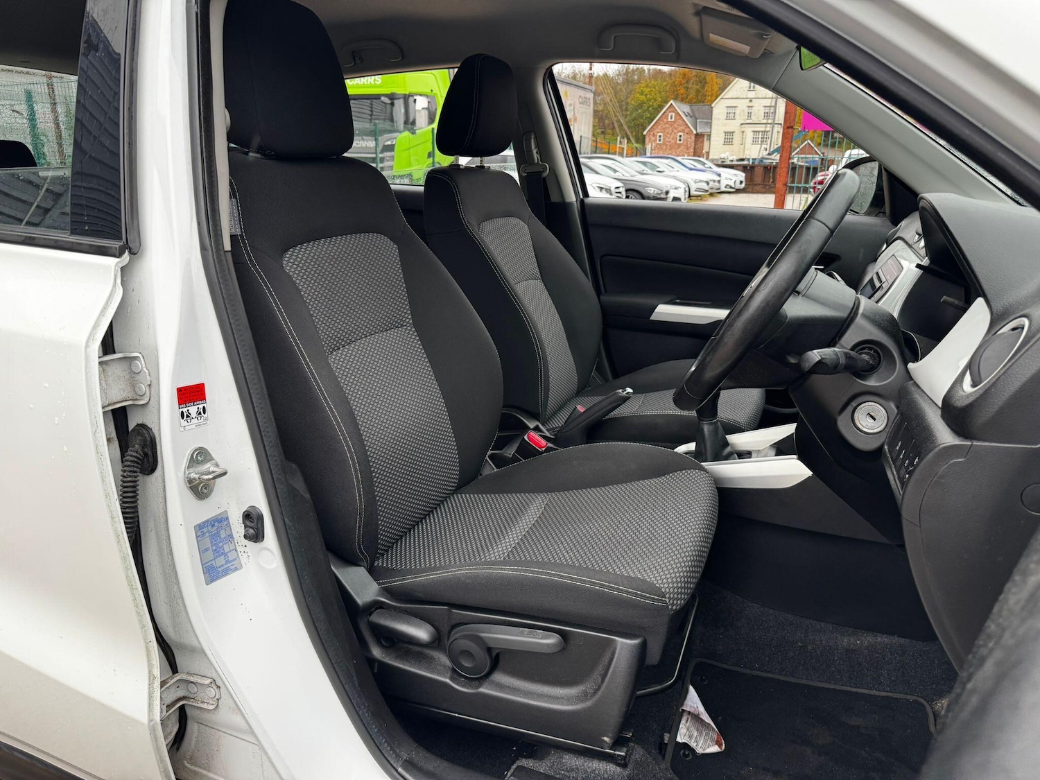 Used Suzuki Vitara 2016 for sale - 76550752: Photo 10