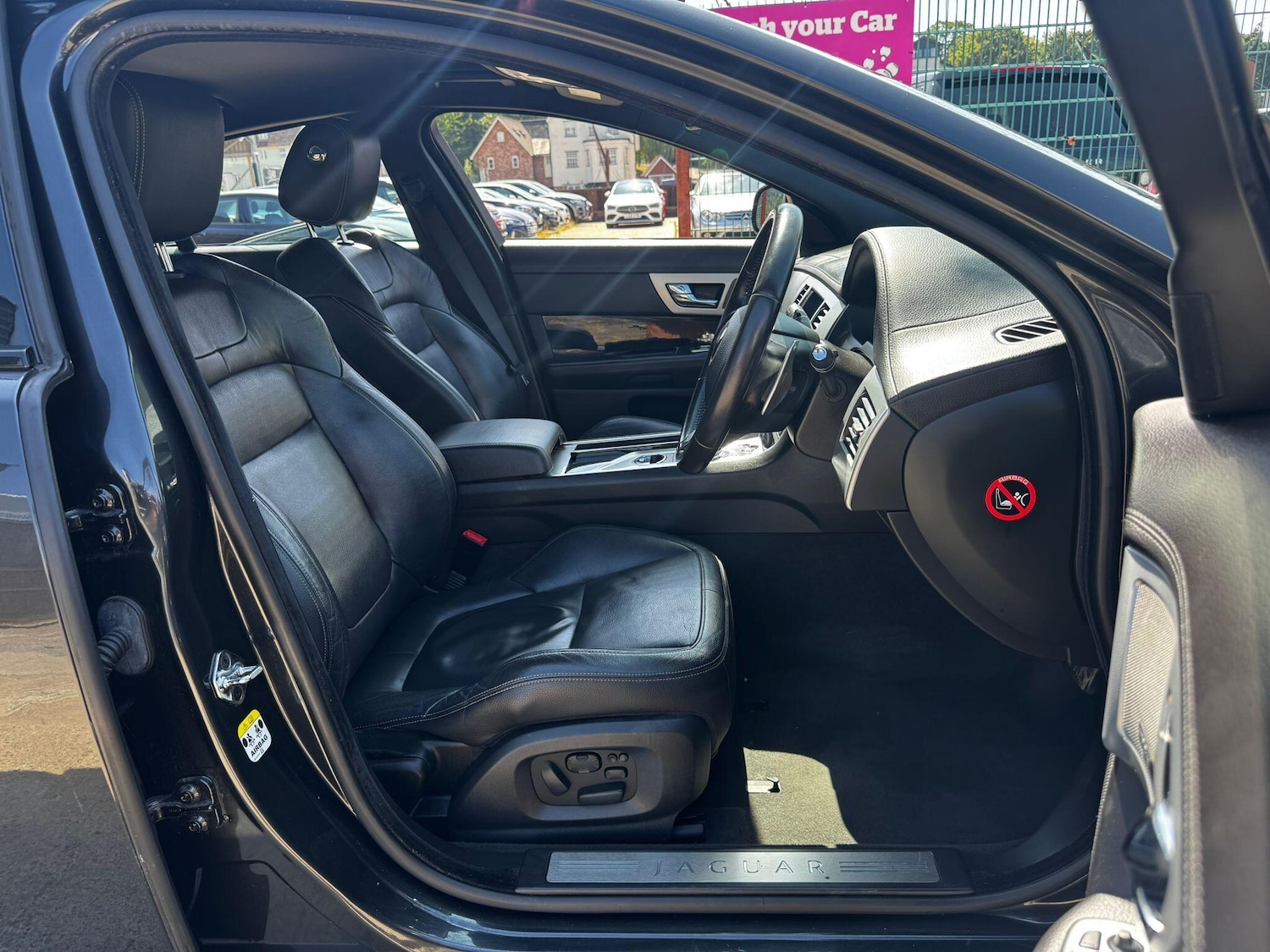 Used Jaguar XF 2015 for sale - 77254806: Photo 14